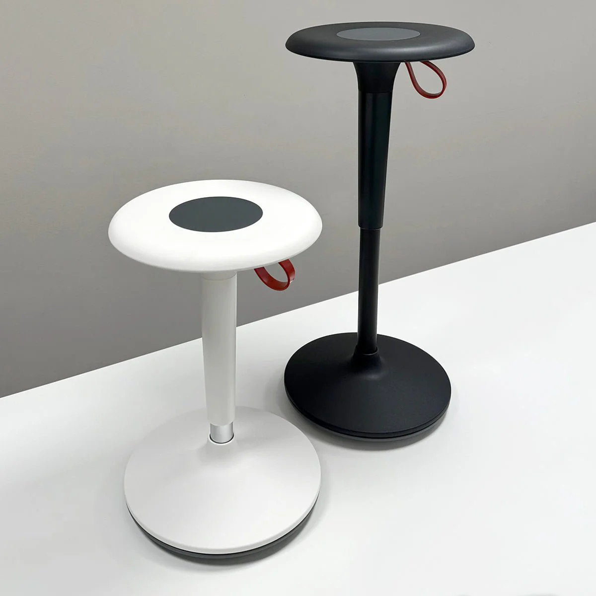 Lio White - Image 7